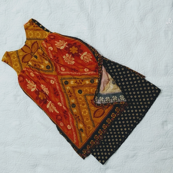 Sold - Picture 1 of 7